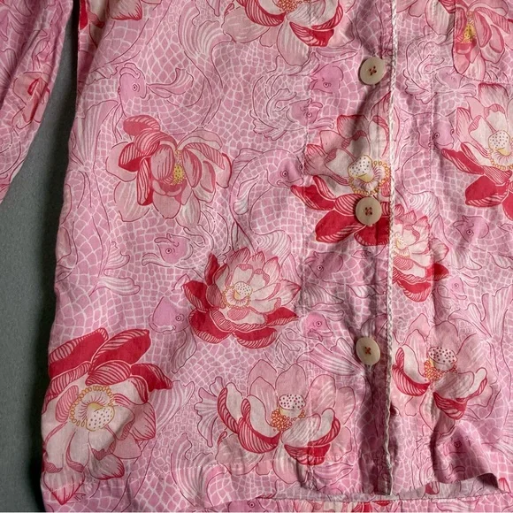 Lilly Pulitzer Pink Top Pink Flowers Buttons Cotton 3/4 Top XS Floral Blouse - Picture 3 of 10